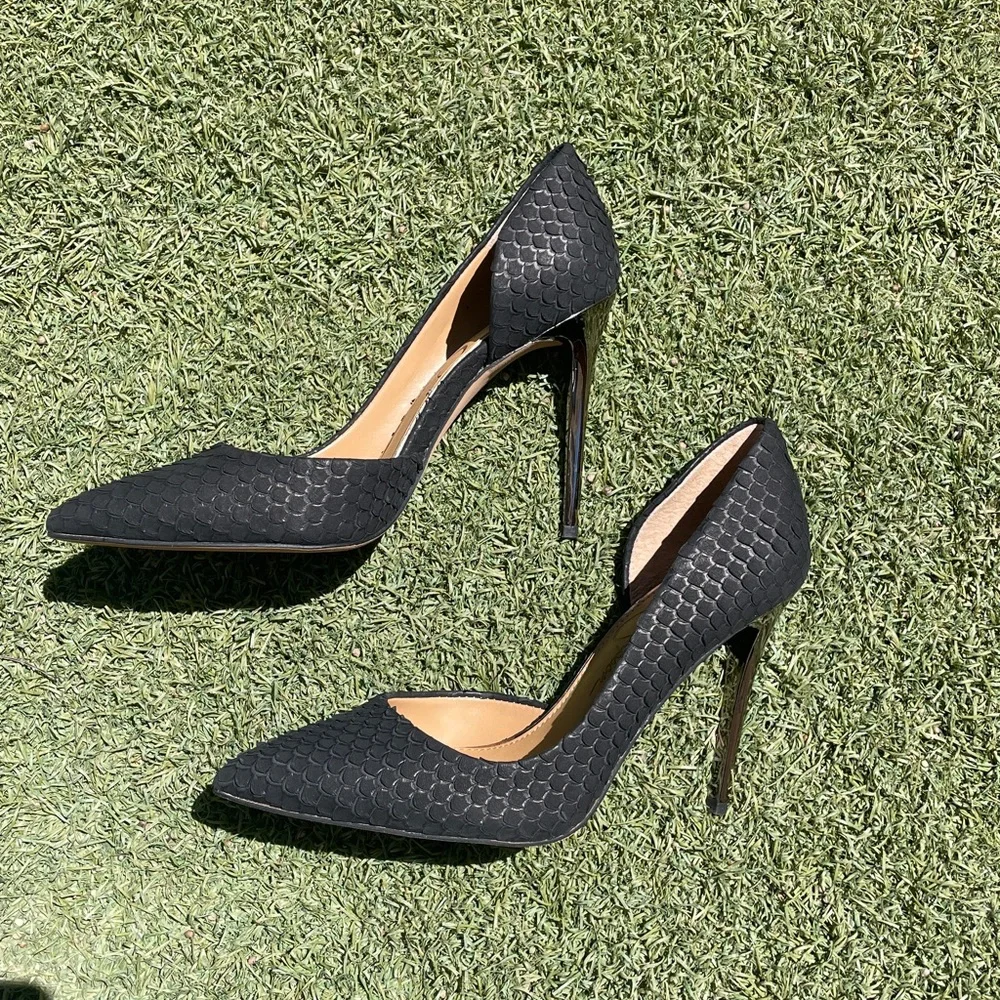 Jessica Simpson size color